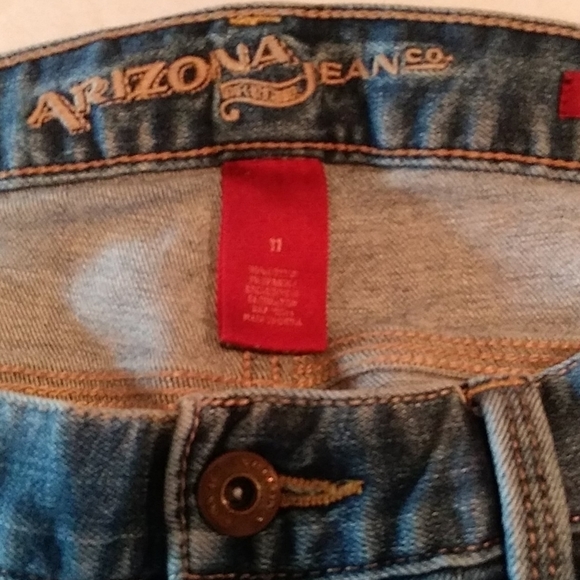 Arizona JEANS CO. - Picture 3 of 6